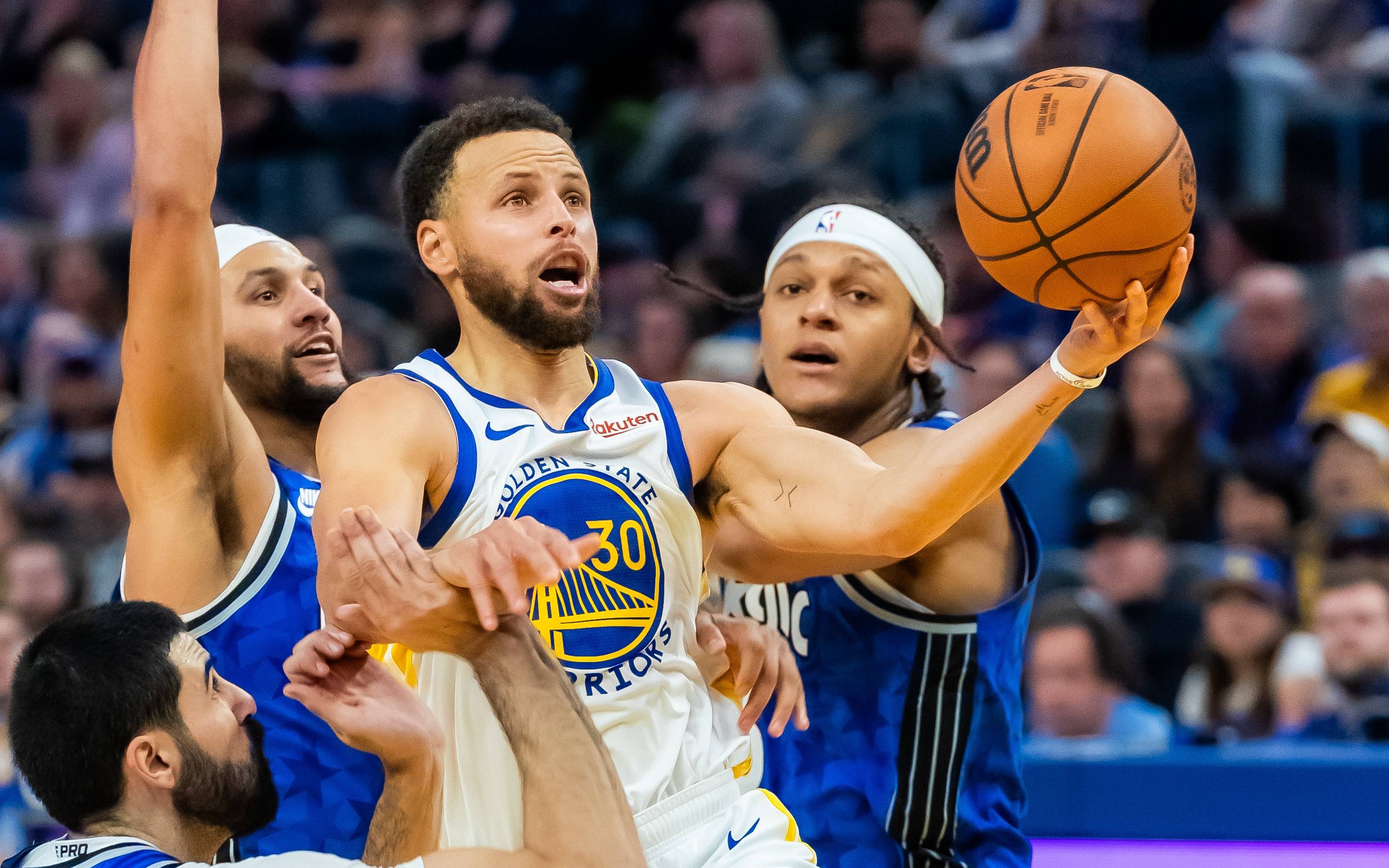 关键的头球 关键的头球