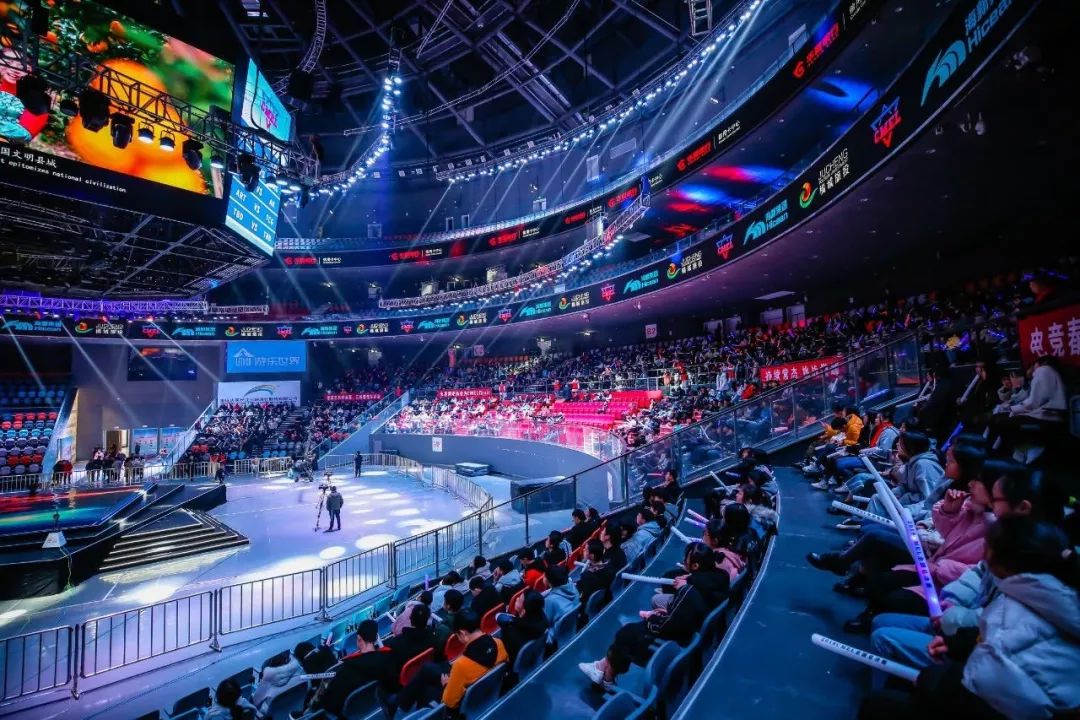 及他对比赛 及他对比赛