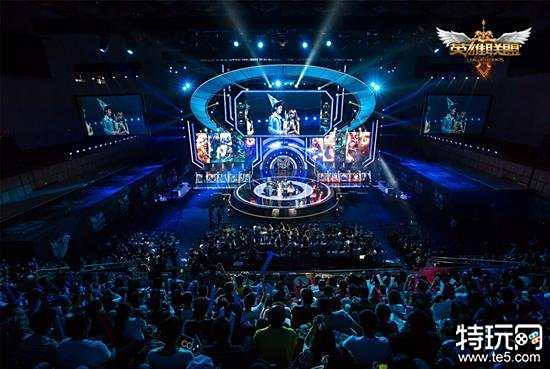 水平的网球 水平的网球